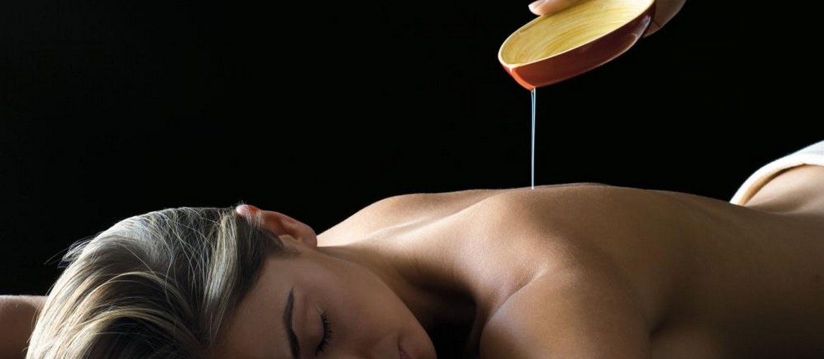 Stella Oil Massage